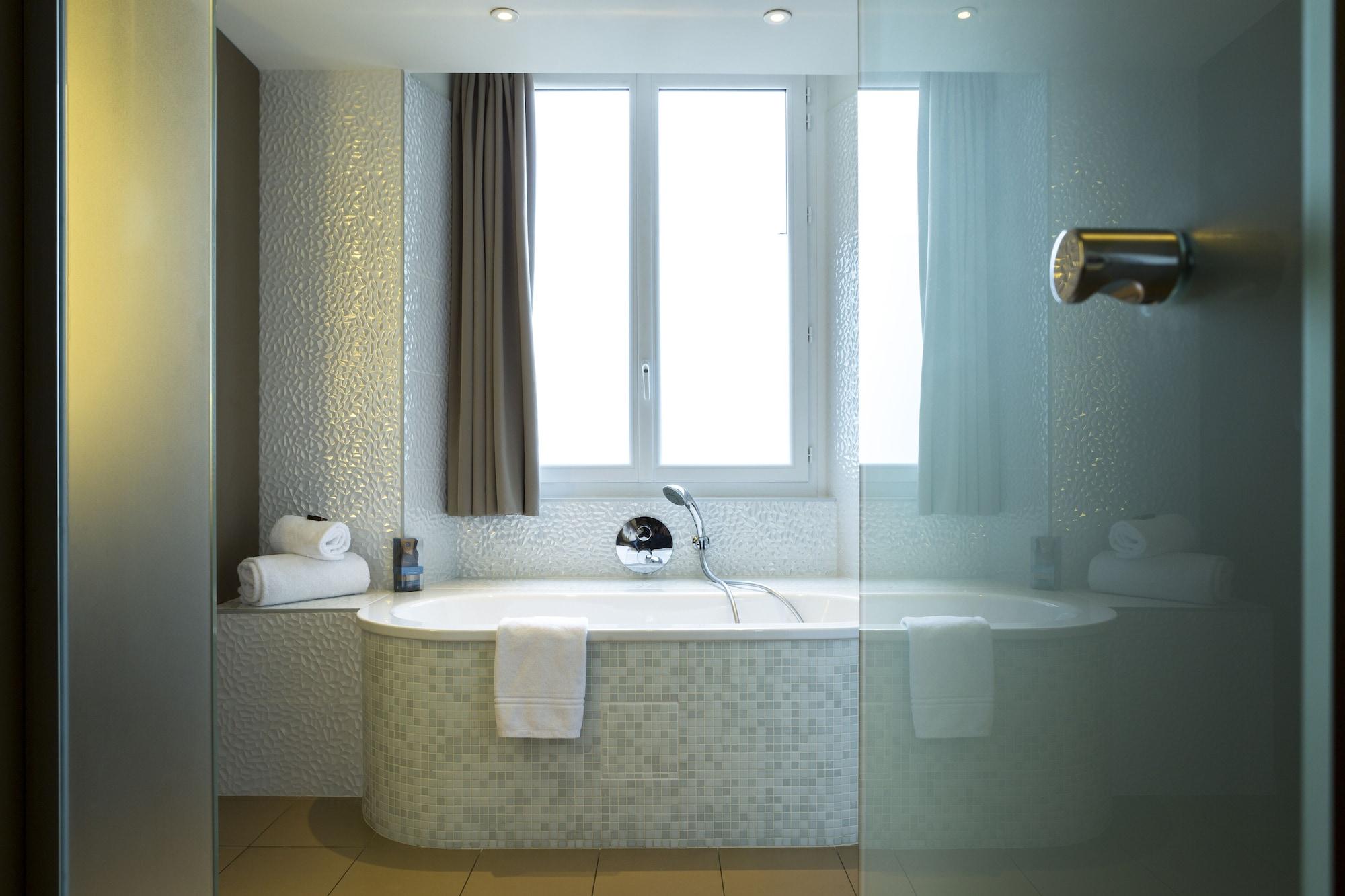 Oceania L'Hotel De France نانت المظهر الخارجي الصورة